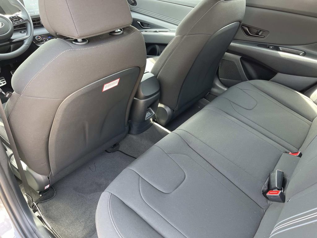 New 2026 Hyundai Elantra Sport FWD image 18