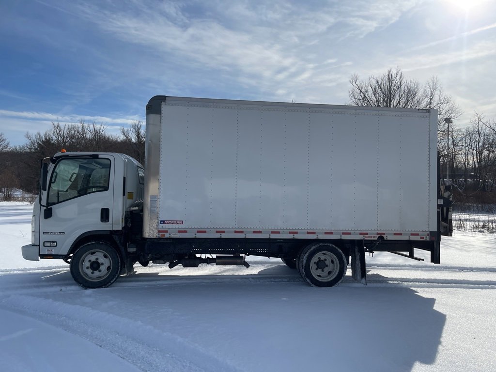 Used 2020 Isuzu NPR video 2