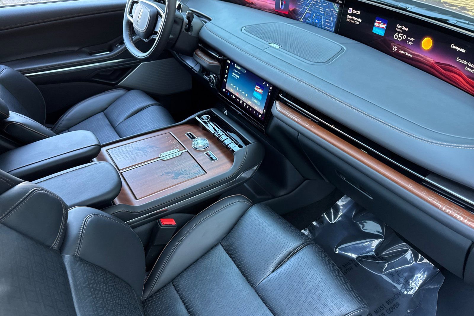 New 2026 Lincoln Navigator L Black Label image 13