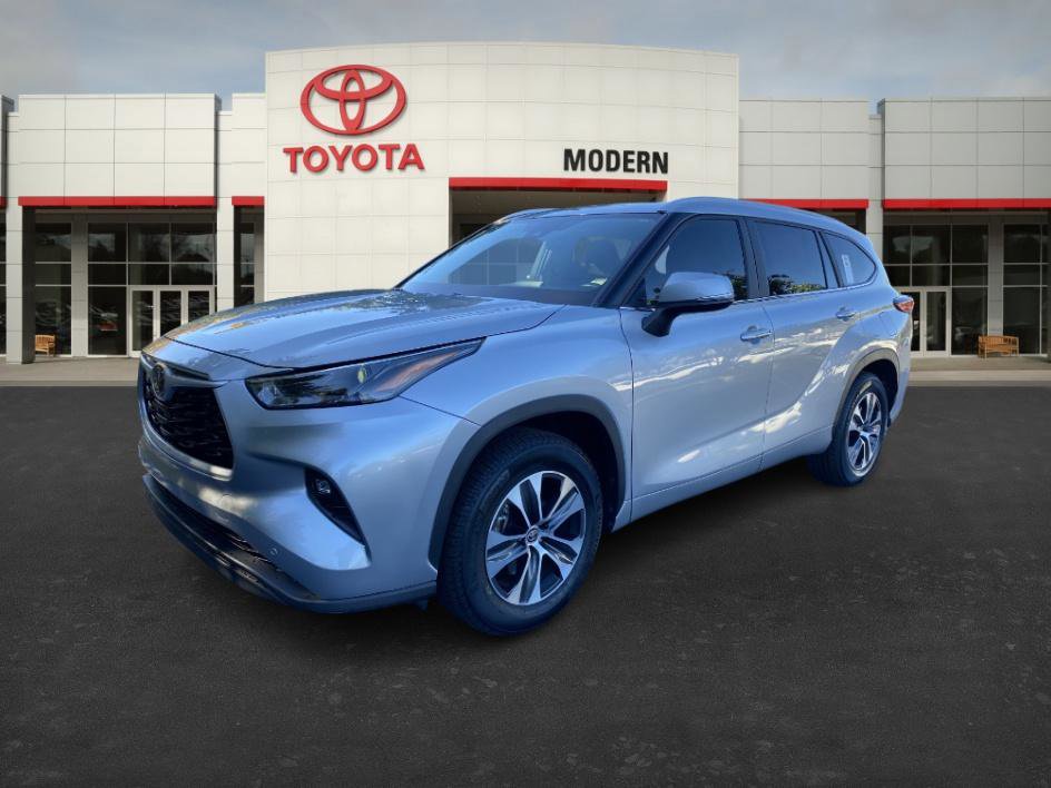 Certified 2023 Toyota Highlander XLE