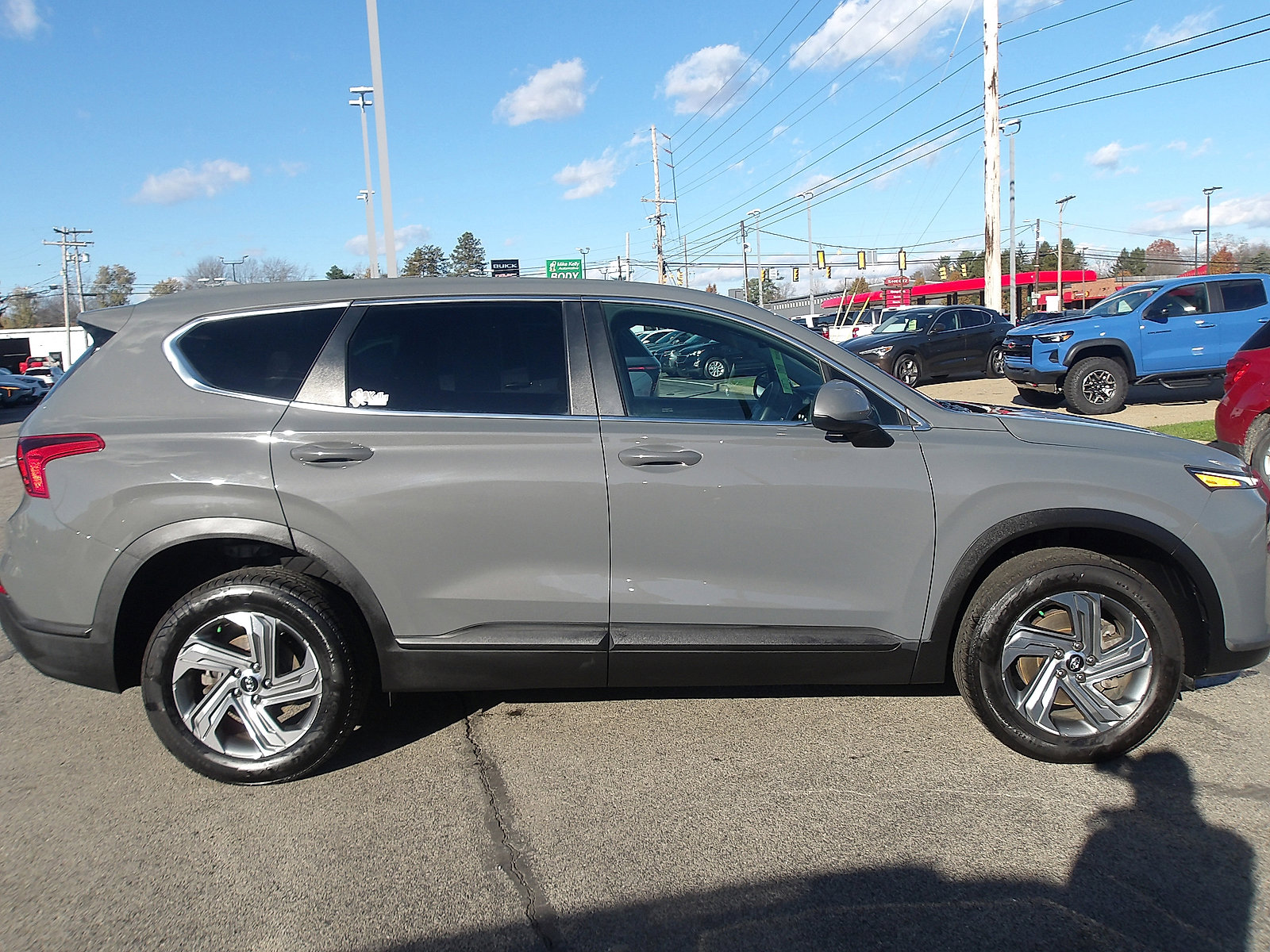 Certified 2022 Hyundai Santa Fe SE image 8