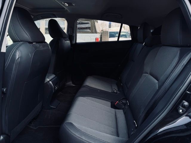 Used 2024 Subaru Crosstrek 2.0i Premium image 17
