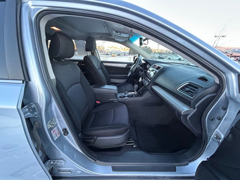 Used 2016 Subaru Outback 2.5i Premium image 33