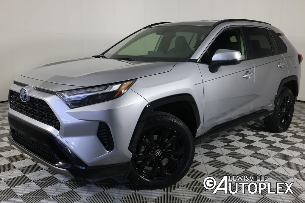Used 2022 Toyota RAV4 SE AWD/4WD video 1