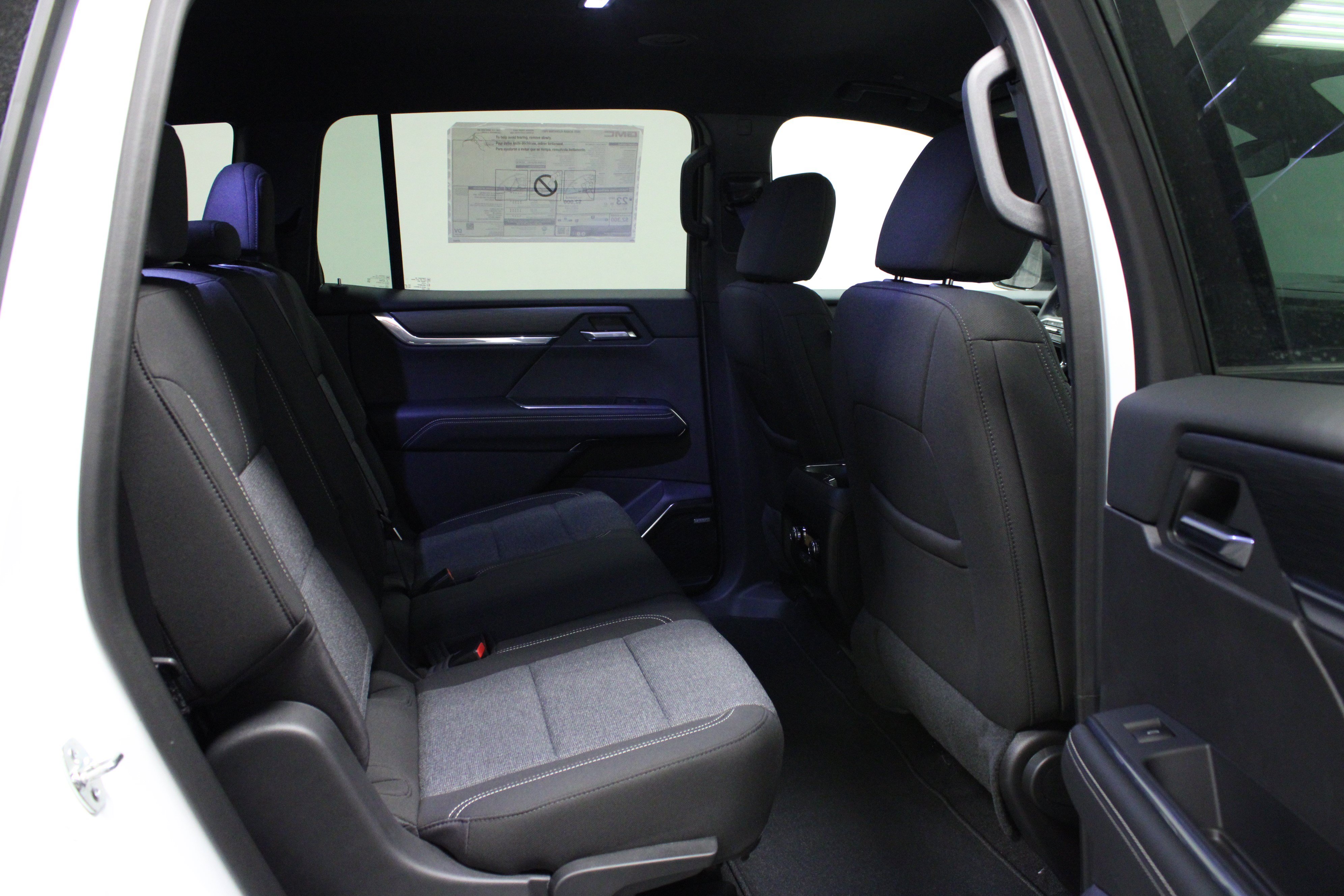 New 2025 GMC Acadia Elevation FWD image 15