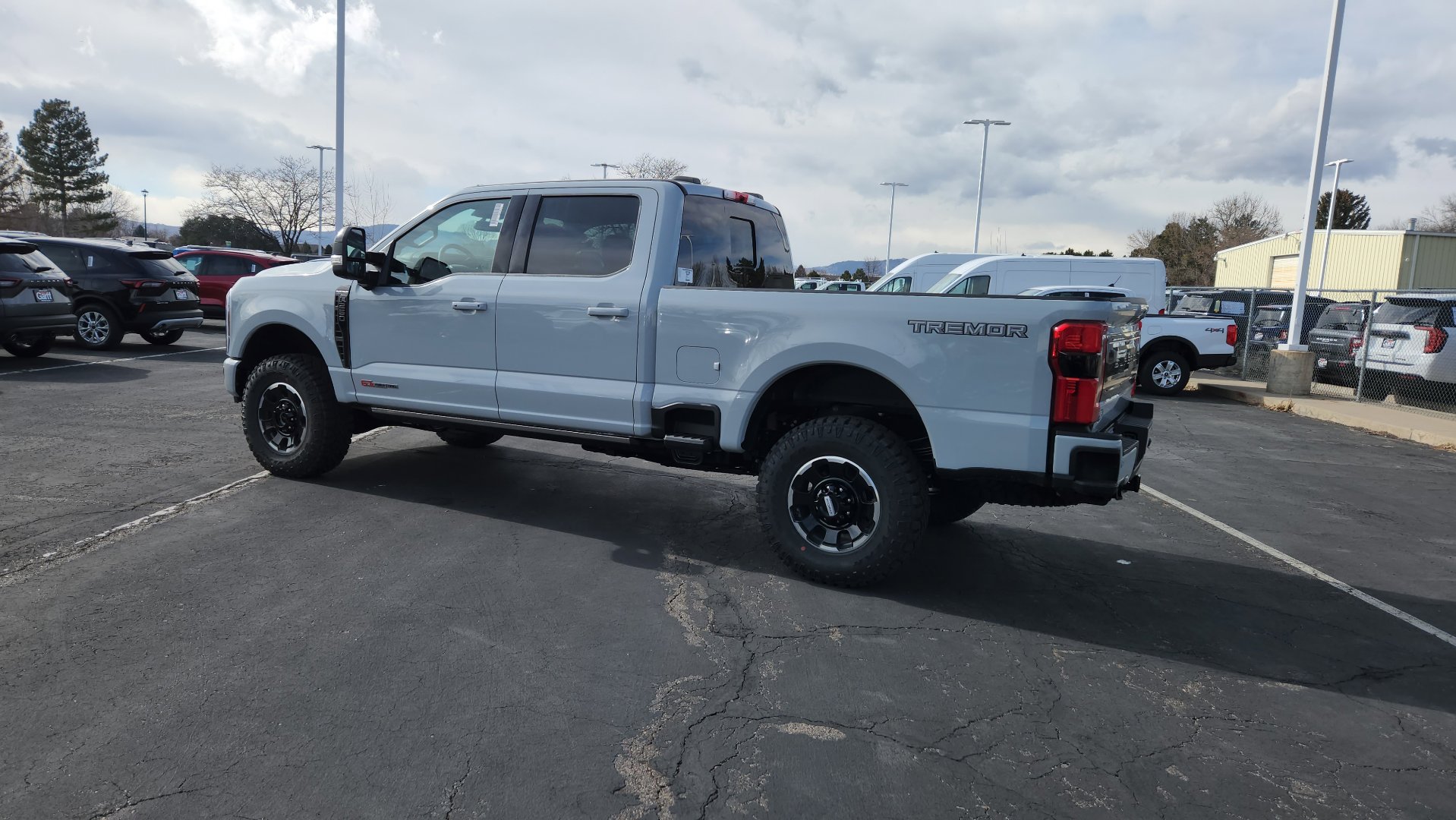New 2026 Ford F250 Platinum w/ Tremor Off-Road Package image 9