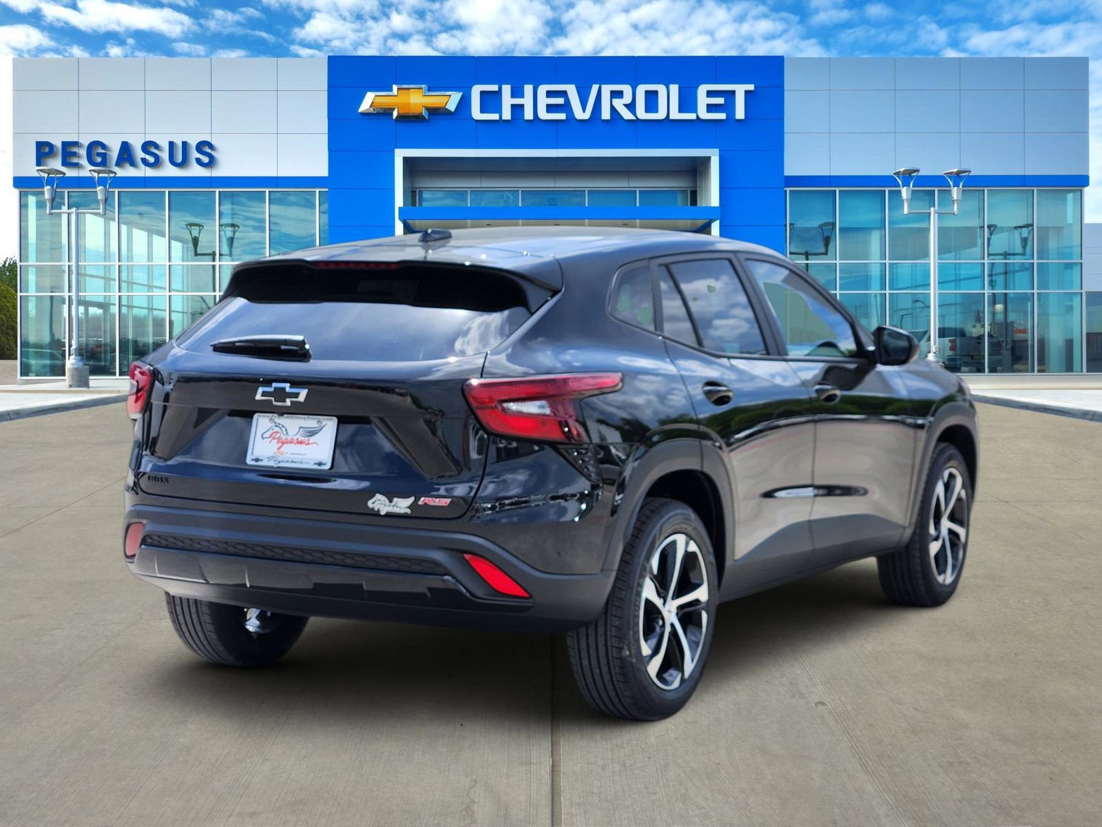 New 2026 Chevrolet Trax RS w/ Driver Confidence Package FWD image 5
