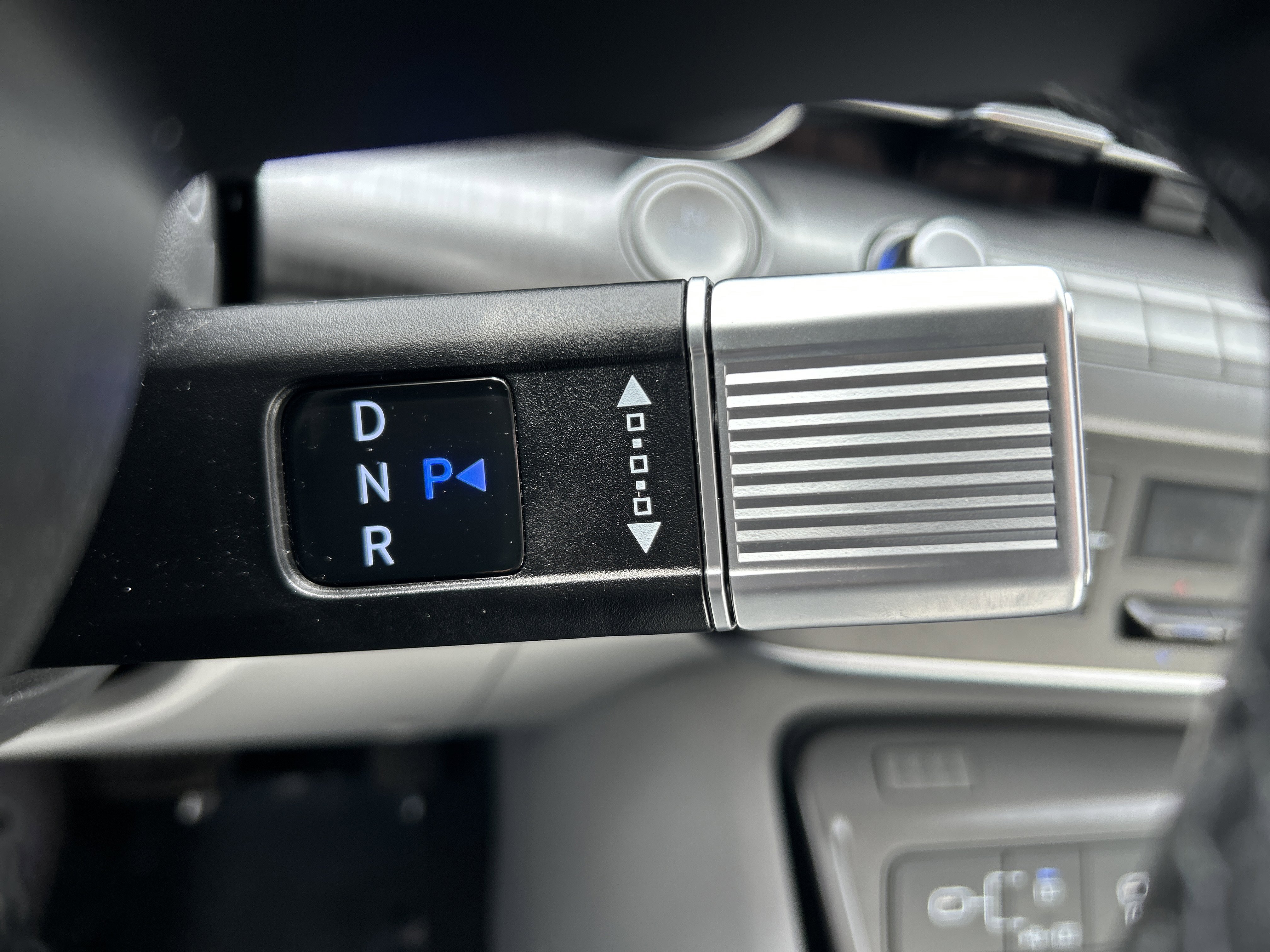 Used 2024 Hyundai Kona SEL FWD image 24