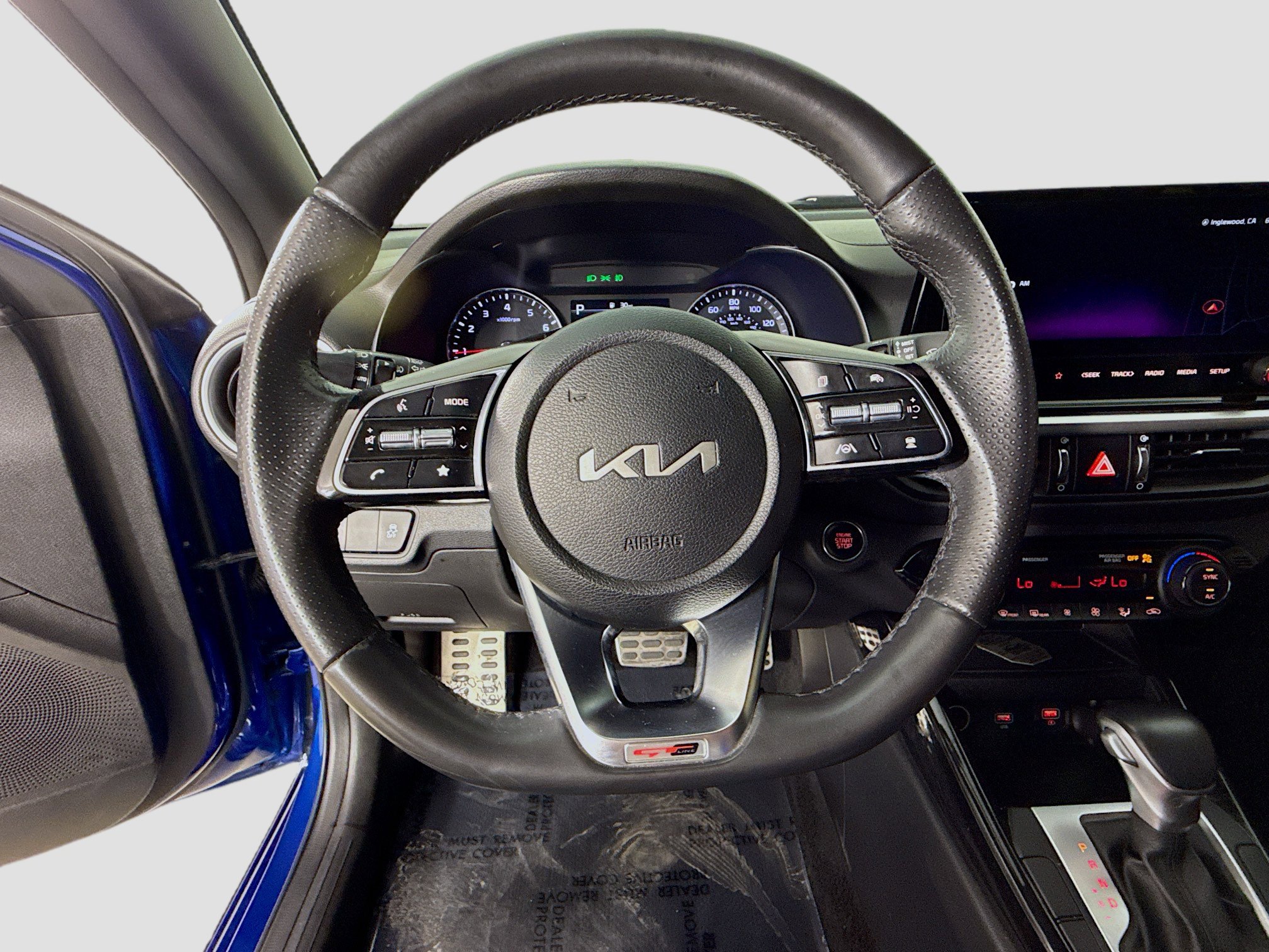 Used 2024 Kia Forte GT-Line image 11