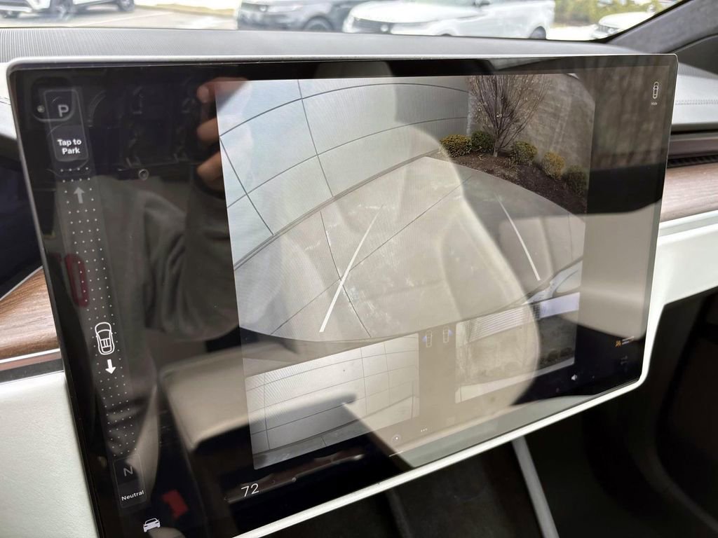 Used 2022 Tesla Model X image 20