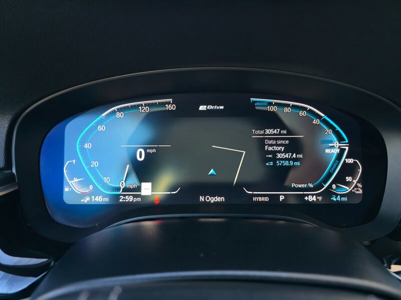Used 2021 BMW 530e w/ Parking Assistance Package RWD image 18