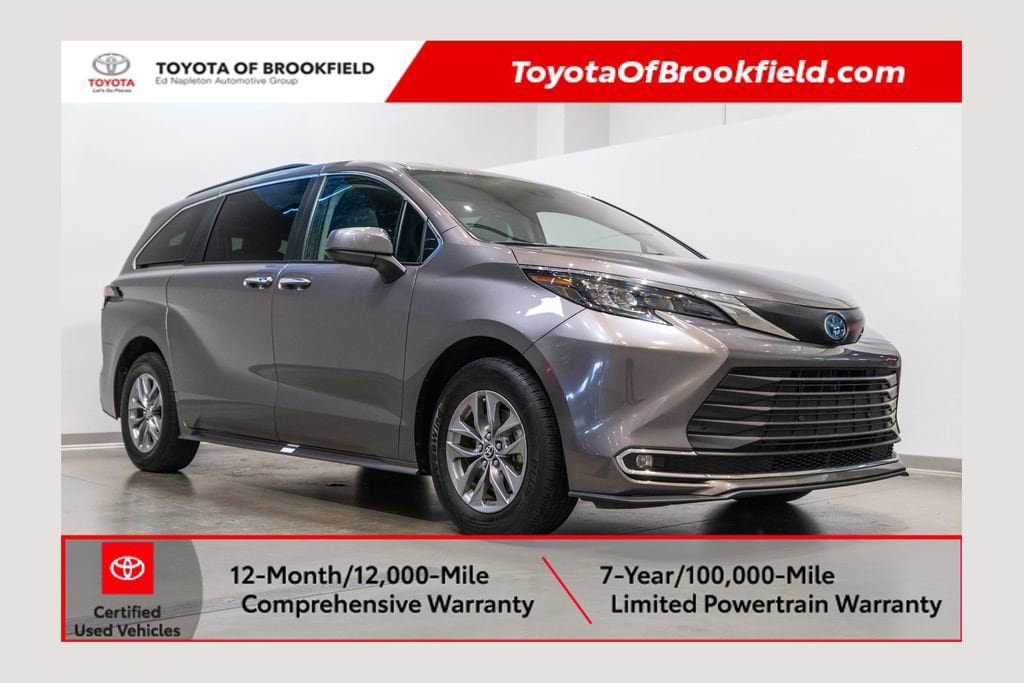 Certified 2024 Toyota Sienna XLE FWD image 1