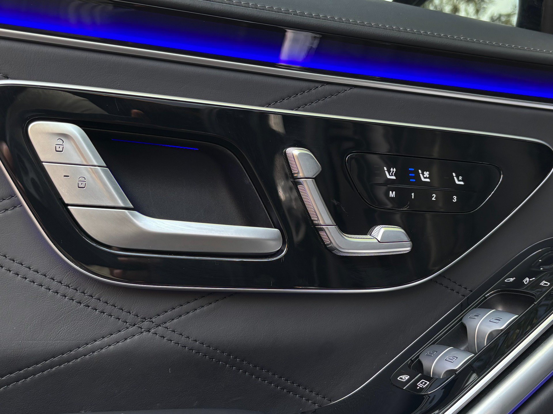 Used 2024 Mercedes-Benz Maybach S 580 4MATIC image 68