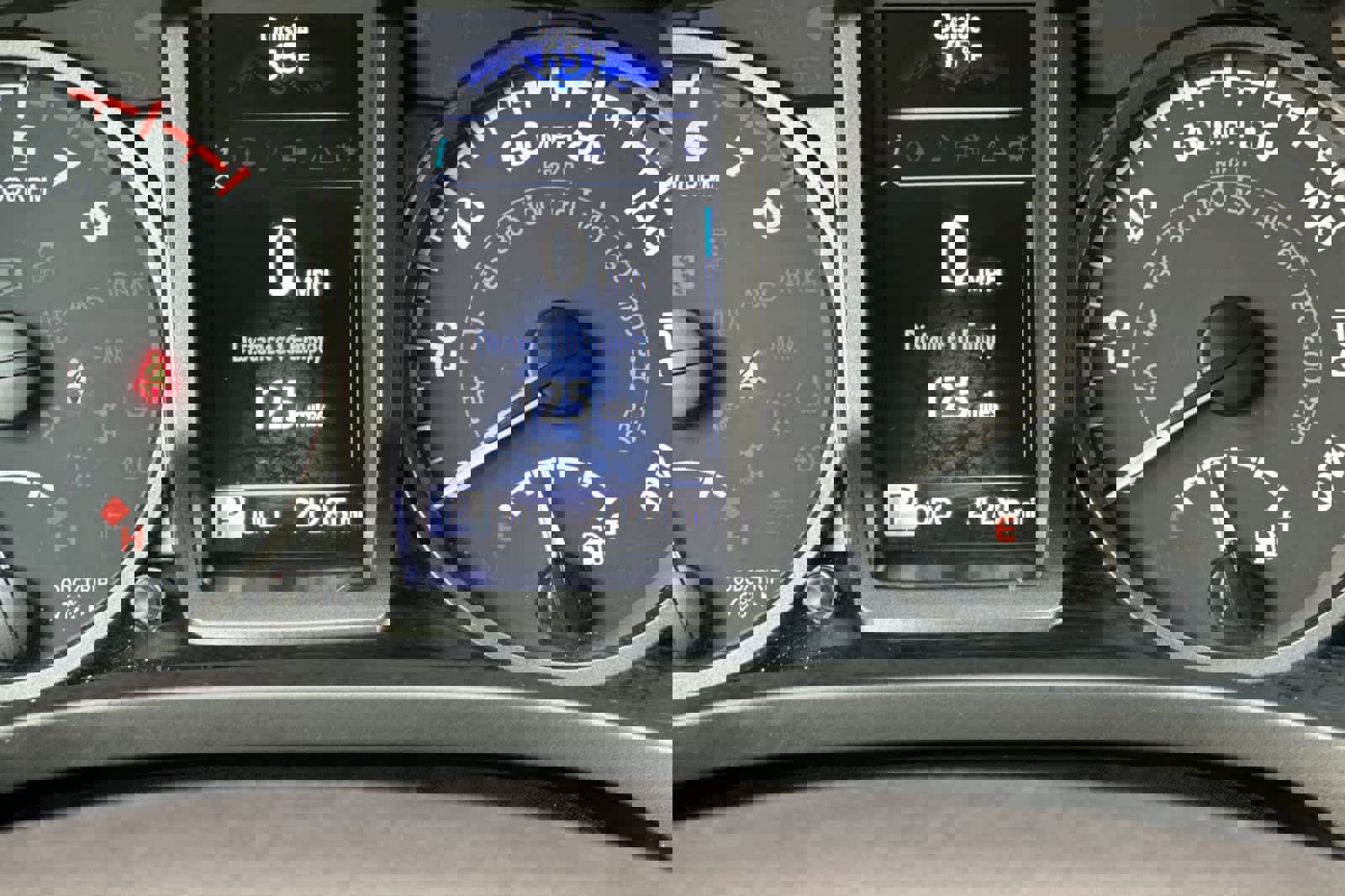 Used 2022 Toyota Tacoma TRD Off-Road w/ Technology Package image 28