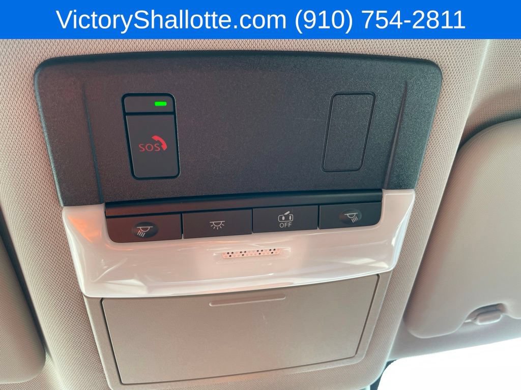 Used 2023 Nissan Rogue SV AWD/4WD image 34