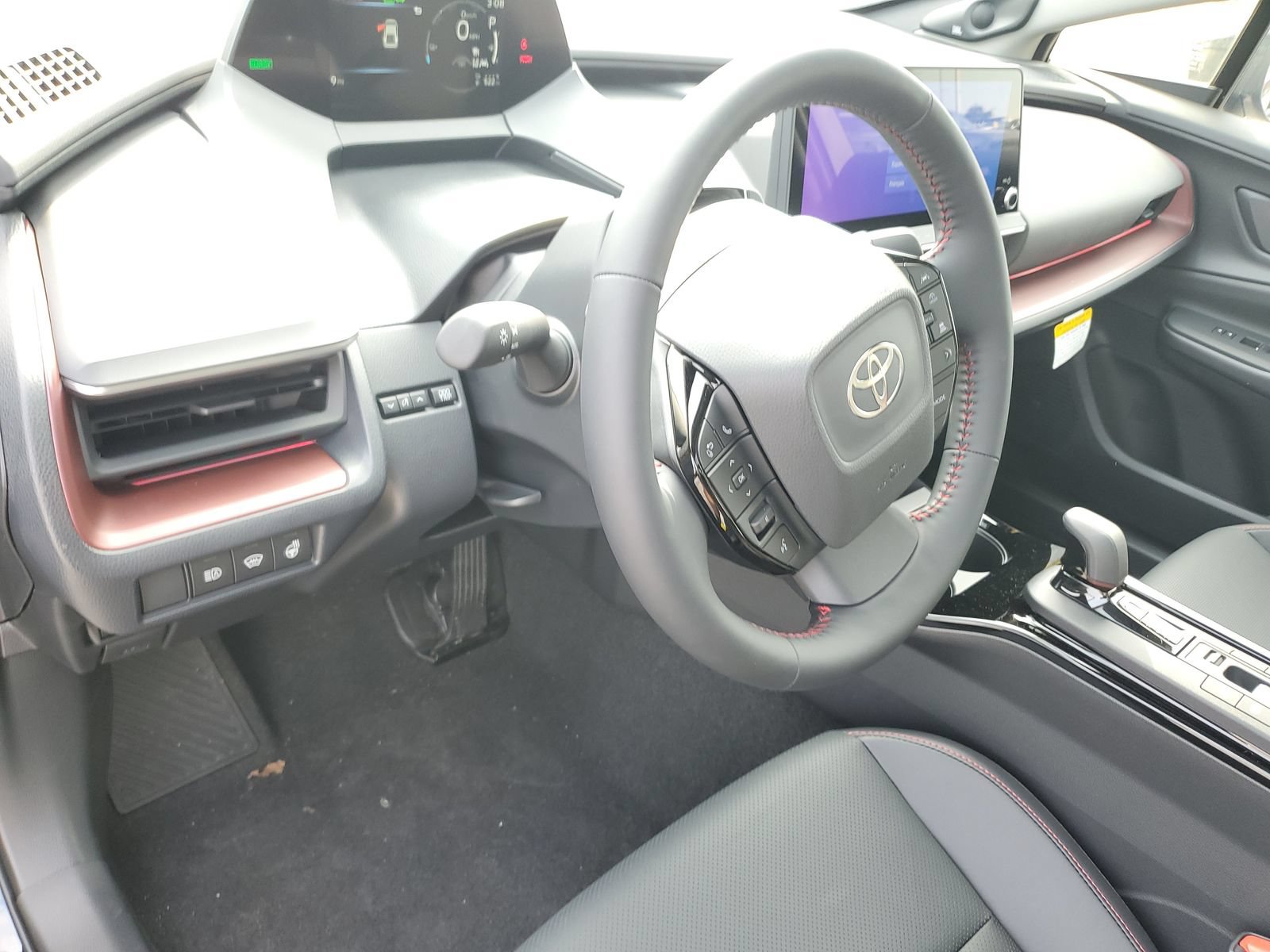 New 2026 Toyota Prius Plug-In Hybrid FWD image 19