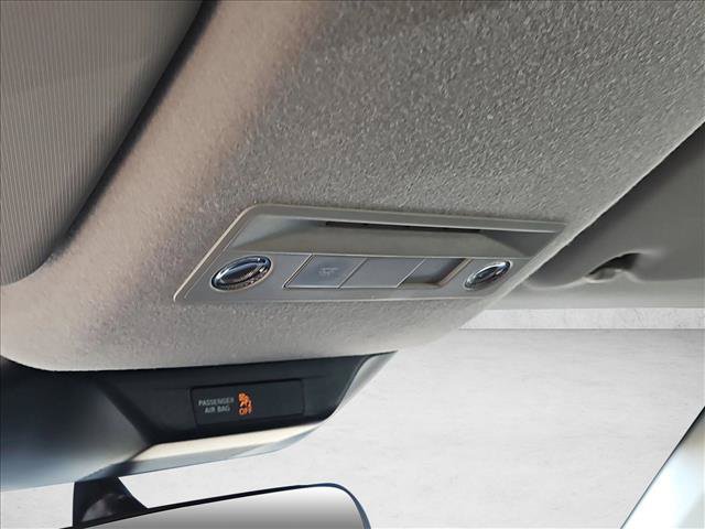Certified 2025 Nissan Kicks SV FWD image 19