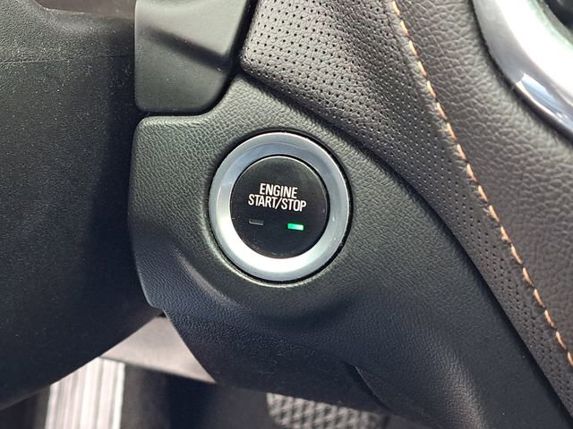 Used 2018 Chevrolet Equinox Premier image 13