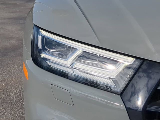 Used 2020 Audi SQ5 Prestige image 10