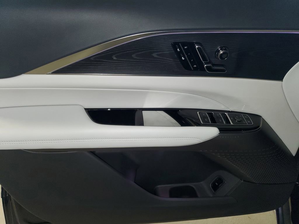 New 2026 Cadillac Lyriq Luxury RWD image 14