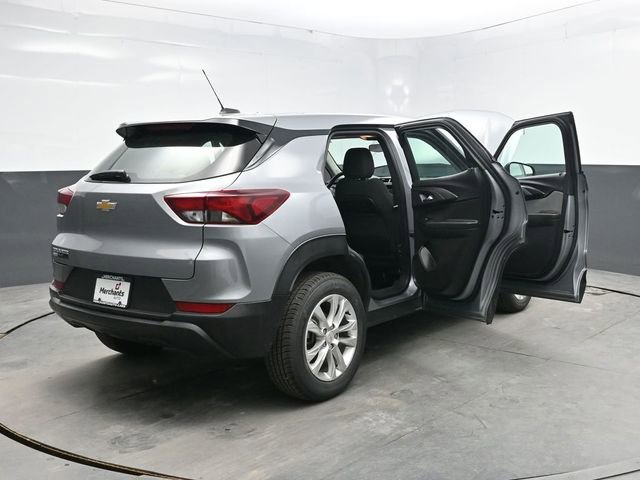 Used 2023 Chevrolet TrailBlazer LS AWD/4WD image 44