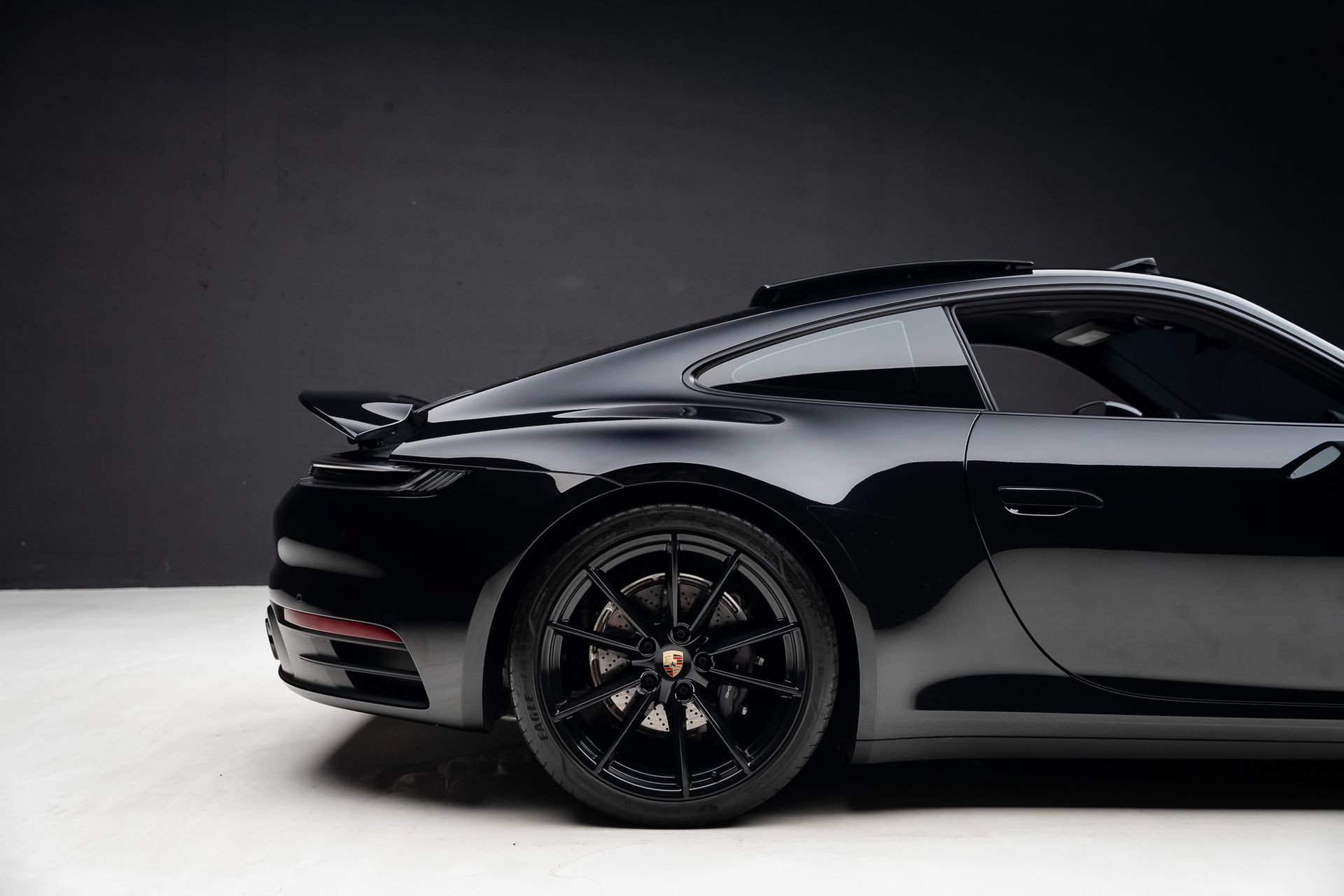 Used 2024 Porsche 911 Carrera 4 AWD/4WD image 36