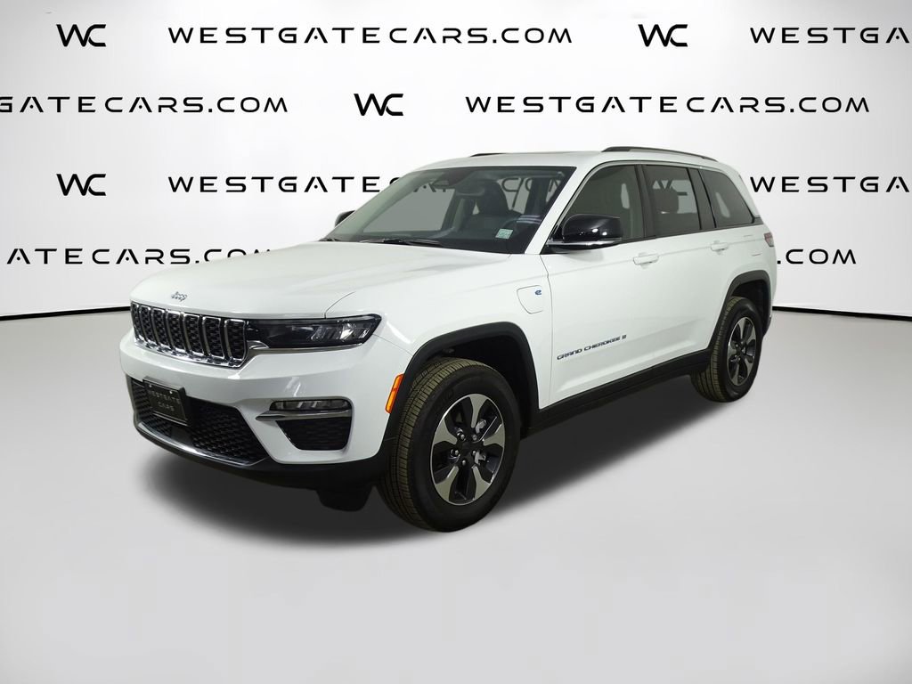 Used 2023 Jeep Grand Cherokee 4WD 4xe image 1