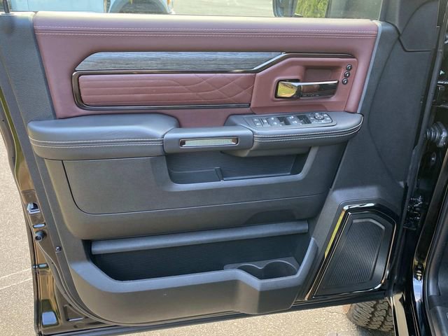Used 2026 RAM 3500 Limited AWD/4WD image 12