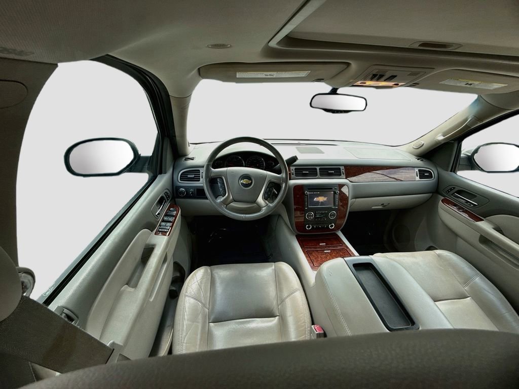 Used 2014 Chevrolet Tahoe LTZ RWD image 23