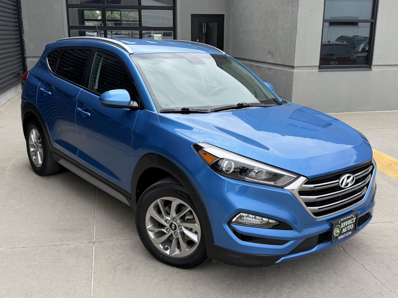 Used 2017 Hyundai Tucson SE AWD/4WD image 6