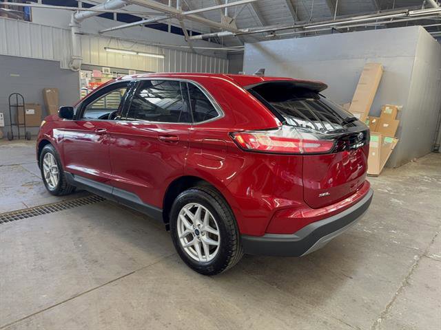 Certified 2022 Ford Edge SEL w/ Convenience Package image 11