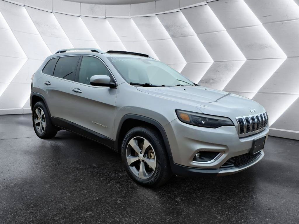 Used 2019 Jeep Cherokee Limited AWD/4WD image 7