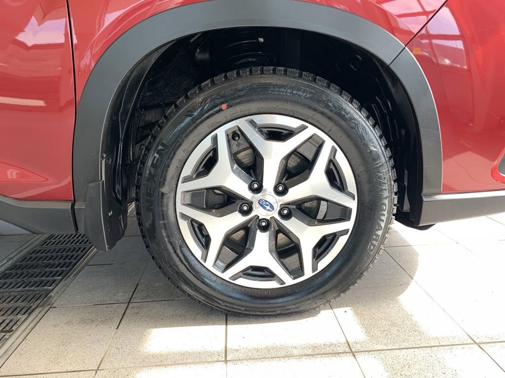 Certified 2023 Subaru Forester Premium image 26