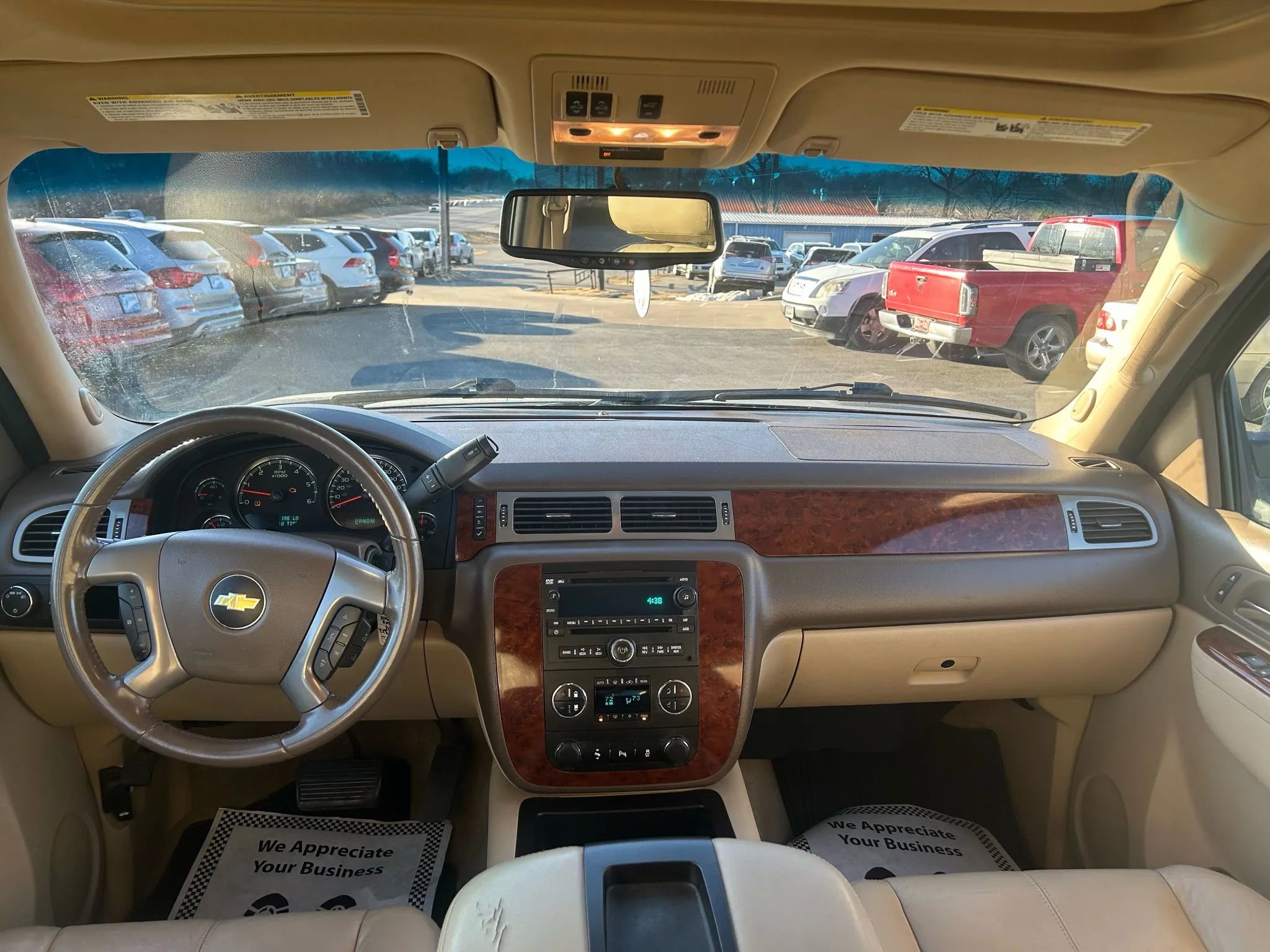 Used 2014 Chevrolet Tahoe LT w/ Luxury Package RWD image 26