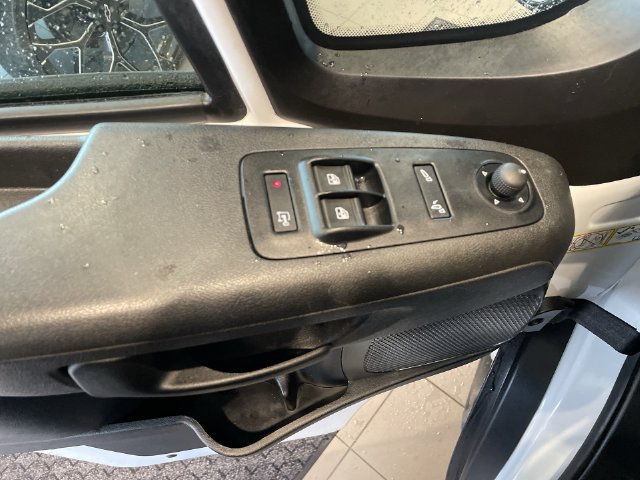 Used 2024 RAM ProMaster 2500 w/ Convenience Group FWD image 15