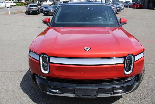 Used 2023 Rivian R1S Adventure image 9