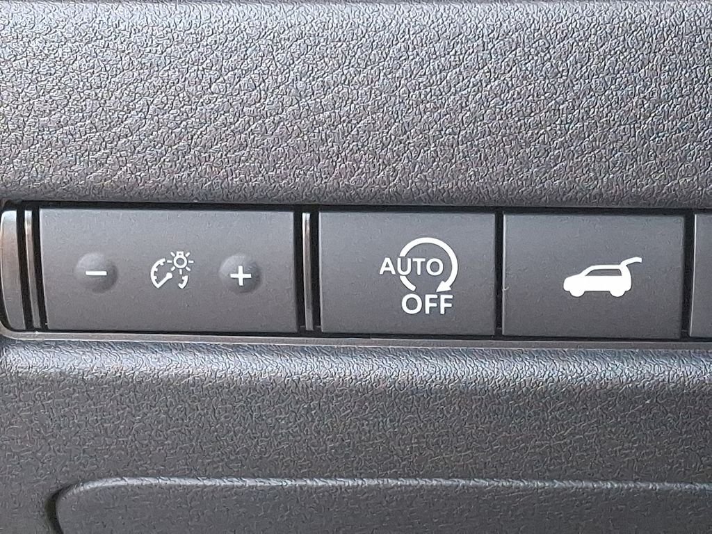 New 2026 Nissan Rogue Platinum AWD/4WD image 19