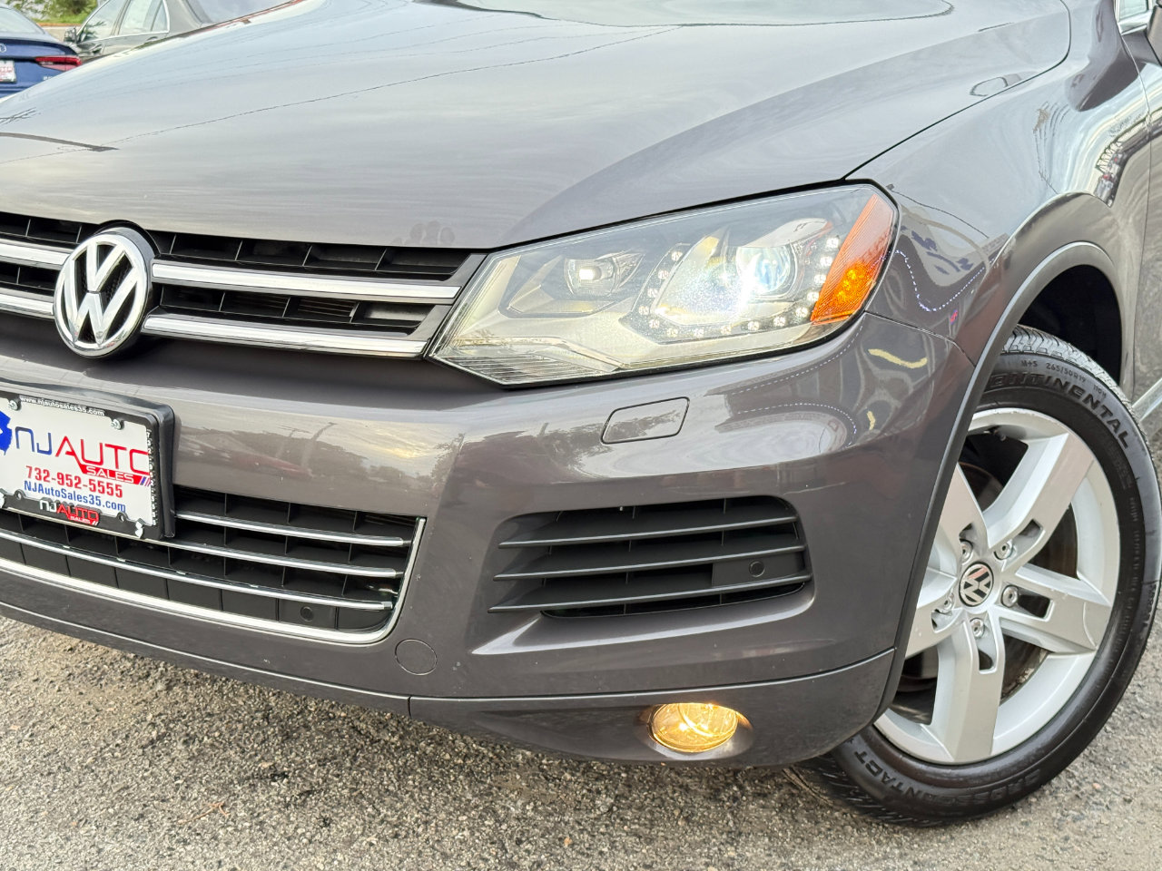 Used 2012 Volkswagen Touareg VR6 image 95