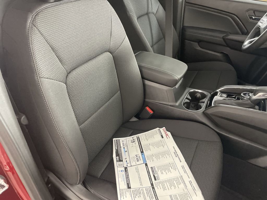 New 2026 GMC Canyon Elevation w/ Convenience Package image 28