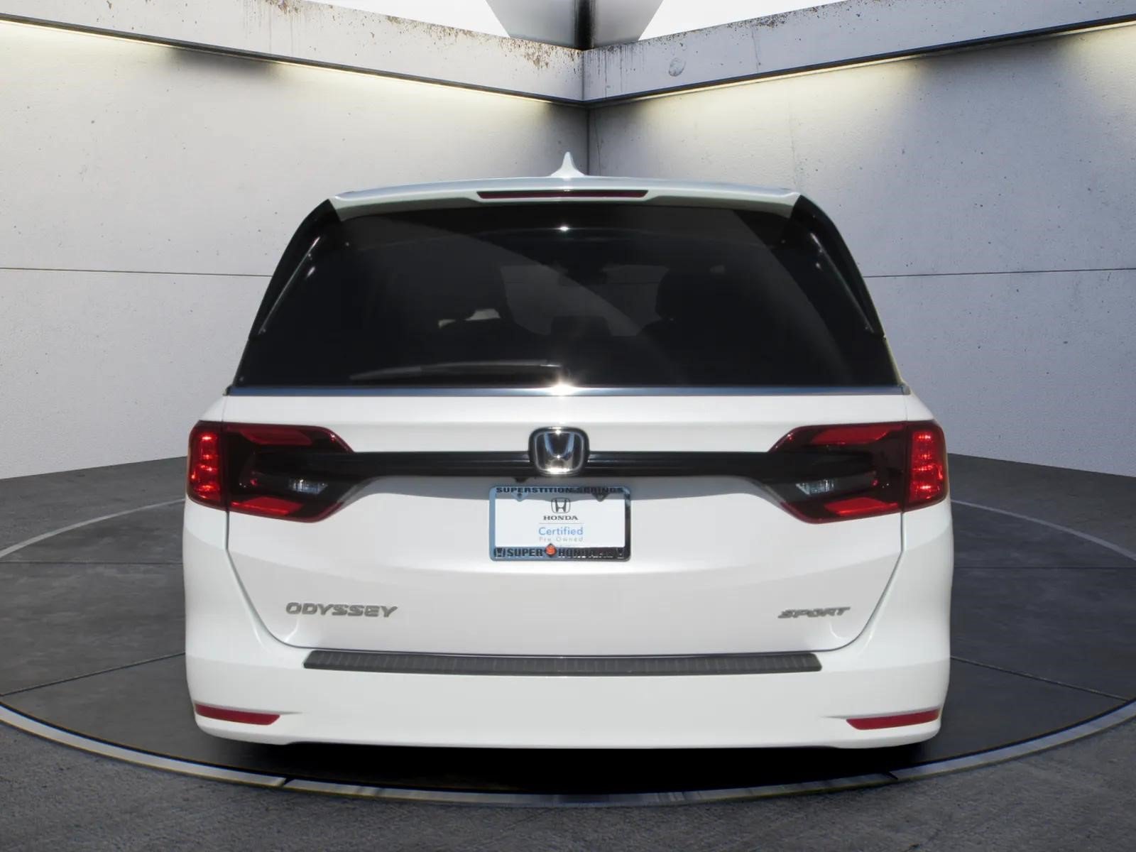 Certified 2024 Honda Odyssey Sport image 7