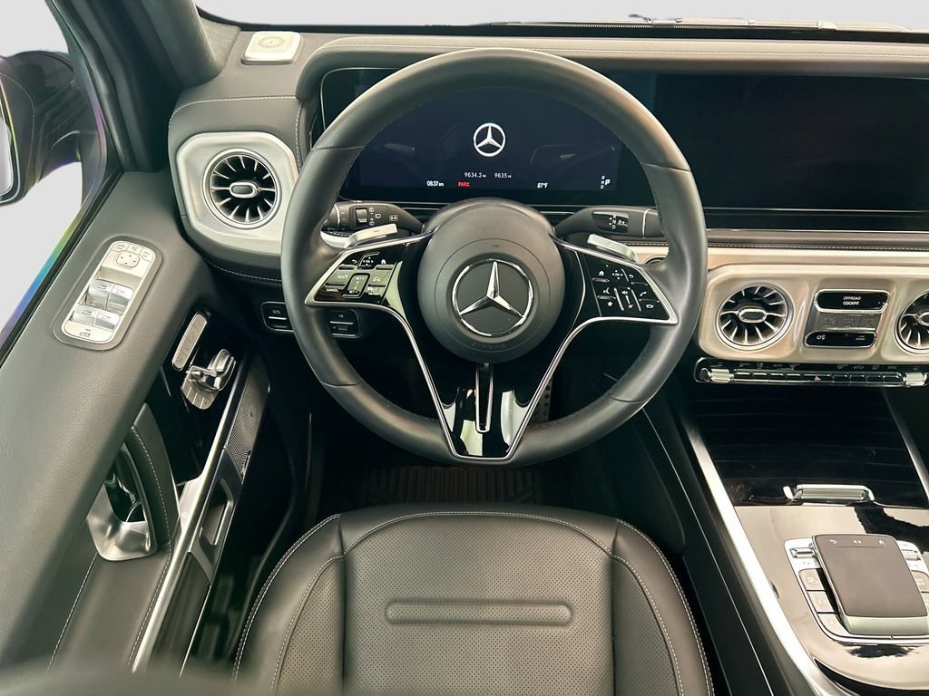 Used 2025 Mercedes-Benz G 550 image 10