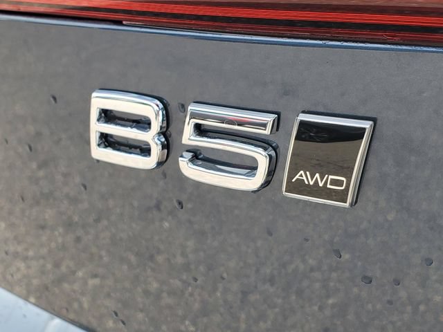 New 2026 Volvo XC60 B5 Ultra w/ Protection Package Premier AWD/4WD image 8