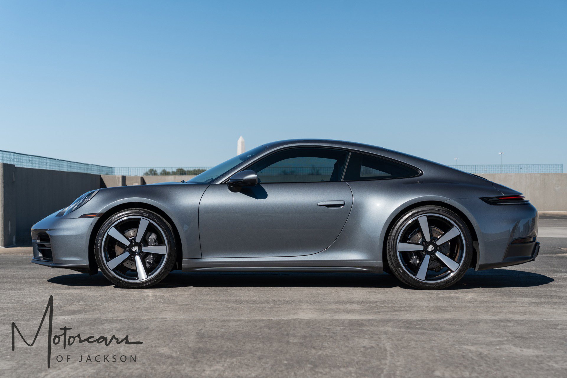 Used 2025 Porsche 911 Carrera image 4