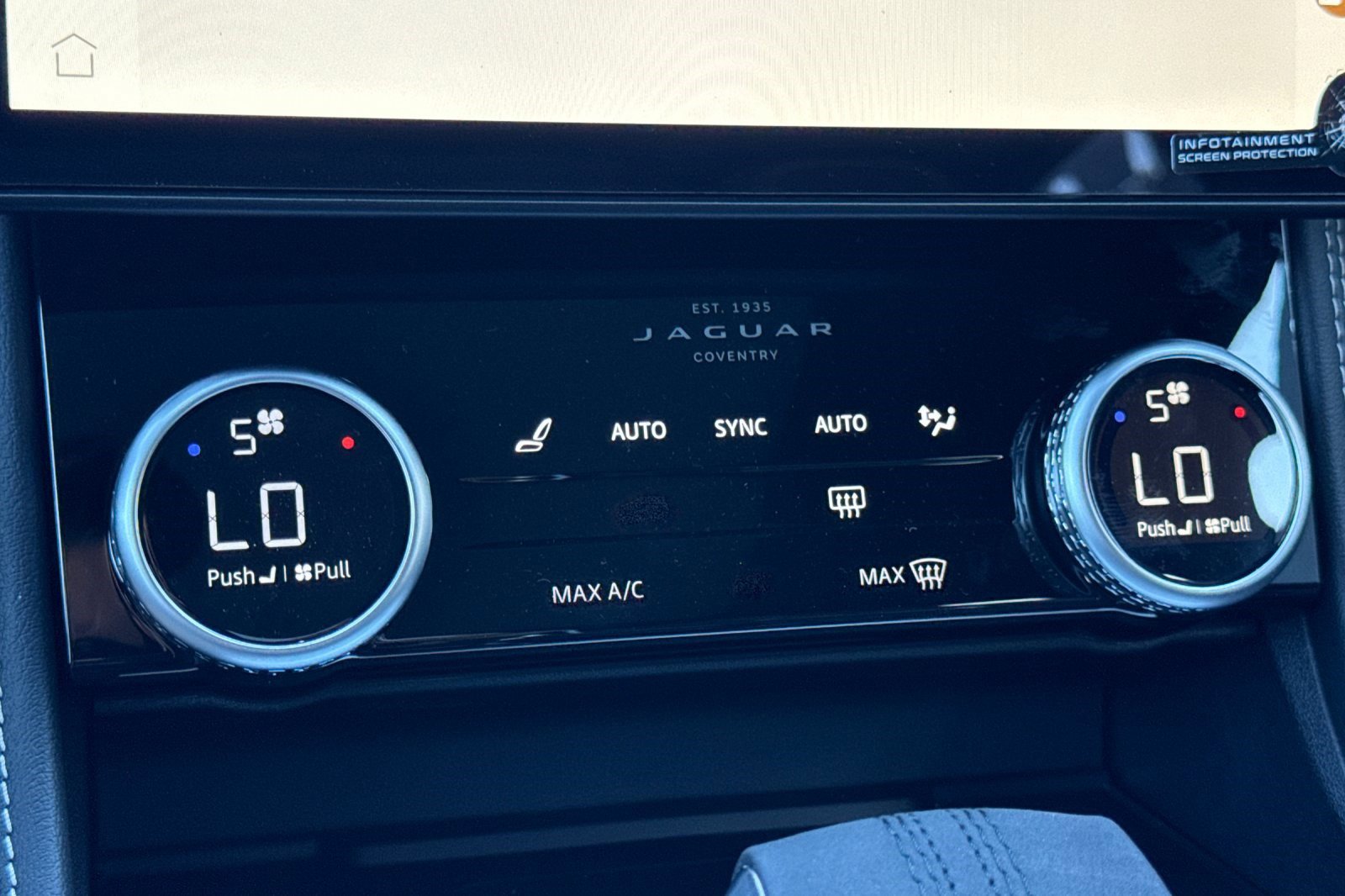 New 2026 Jaguar F-PACE R-Dynamic S image 22