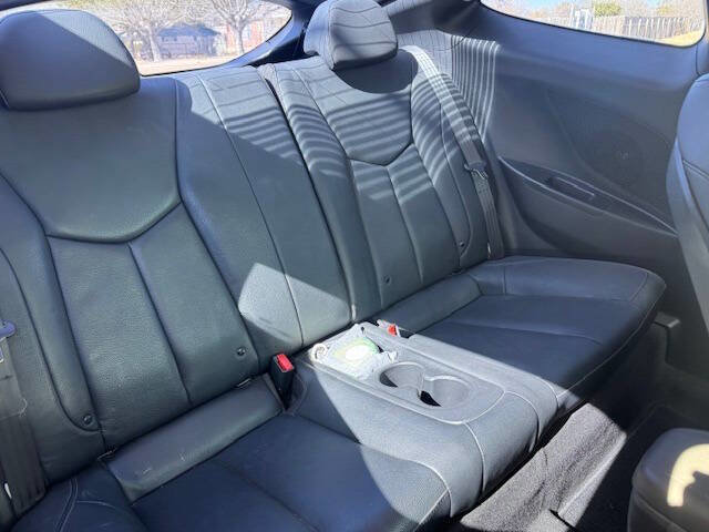 Used 2014 Hyundai Veloster RE:FLEX Edition image 18