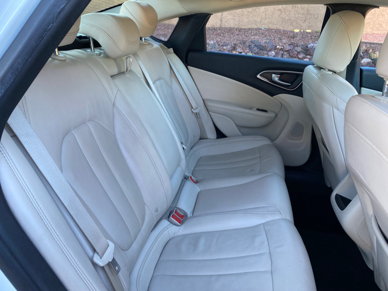 Used 2017 Chrysler 200 Limited Platinum image 45