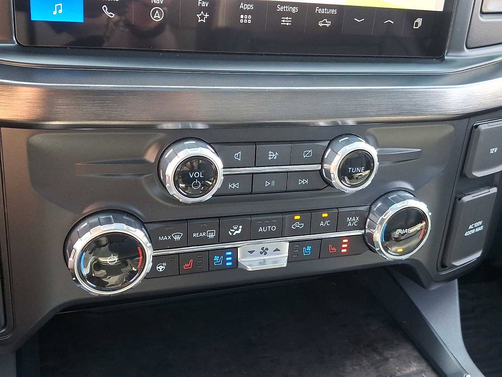 Certified 2024 Ford F250 Lariat w/ Lariat Ultimate Package image 31