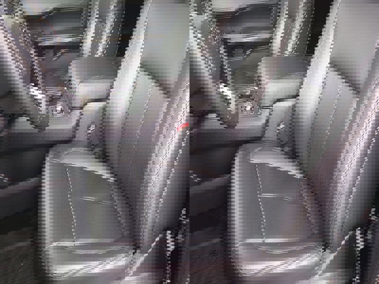 Used 2023 Ford Expedition Max XLT image 16