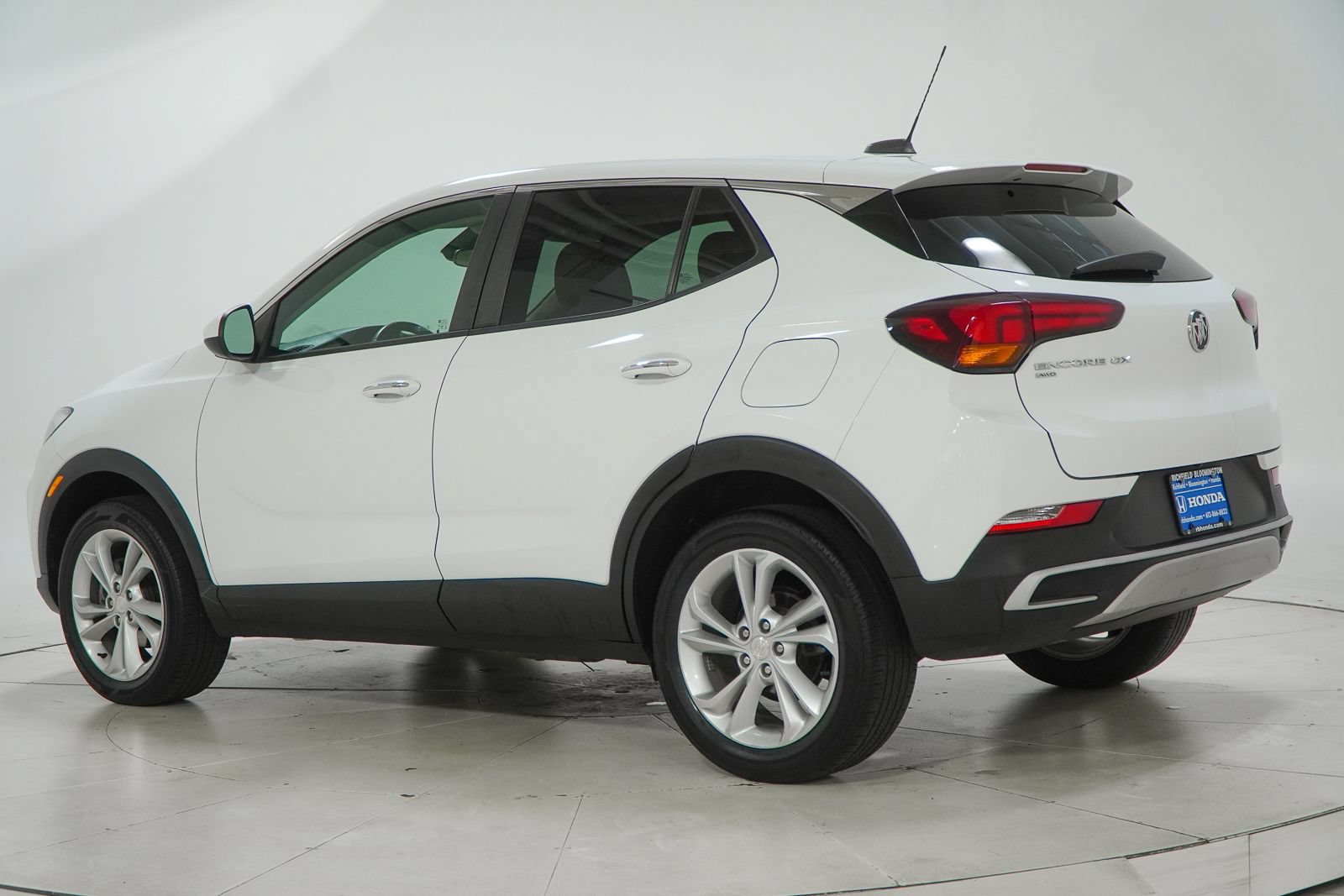 Used 2021 Buick Encore GX Preferred w/ Cold Weather Comfort Package AWD/4WD image 6