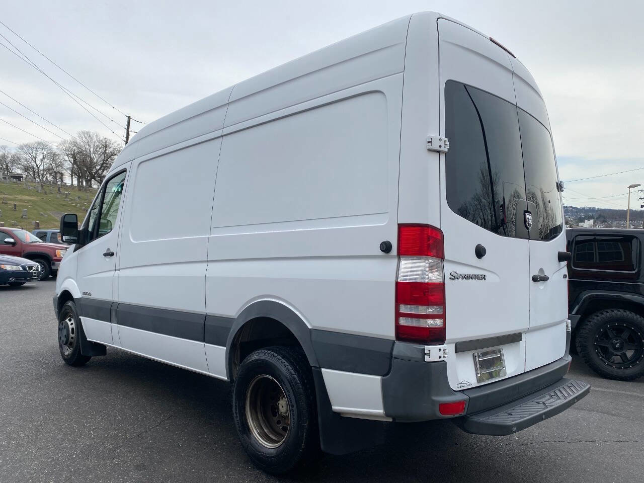 Used 2009 Dodge Sprinter 3500 w/ Rear Heater Group III image 5